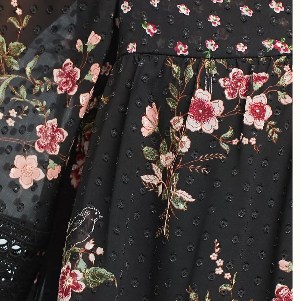 Anthropologie Maeve Steffy Bell Sleeve Black Floral Top Size XS - Picture 8 of 13